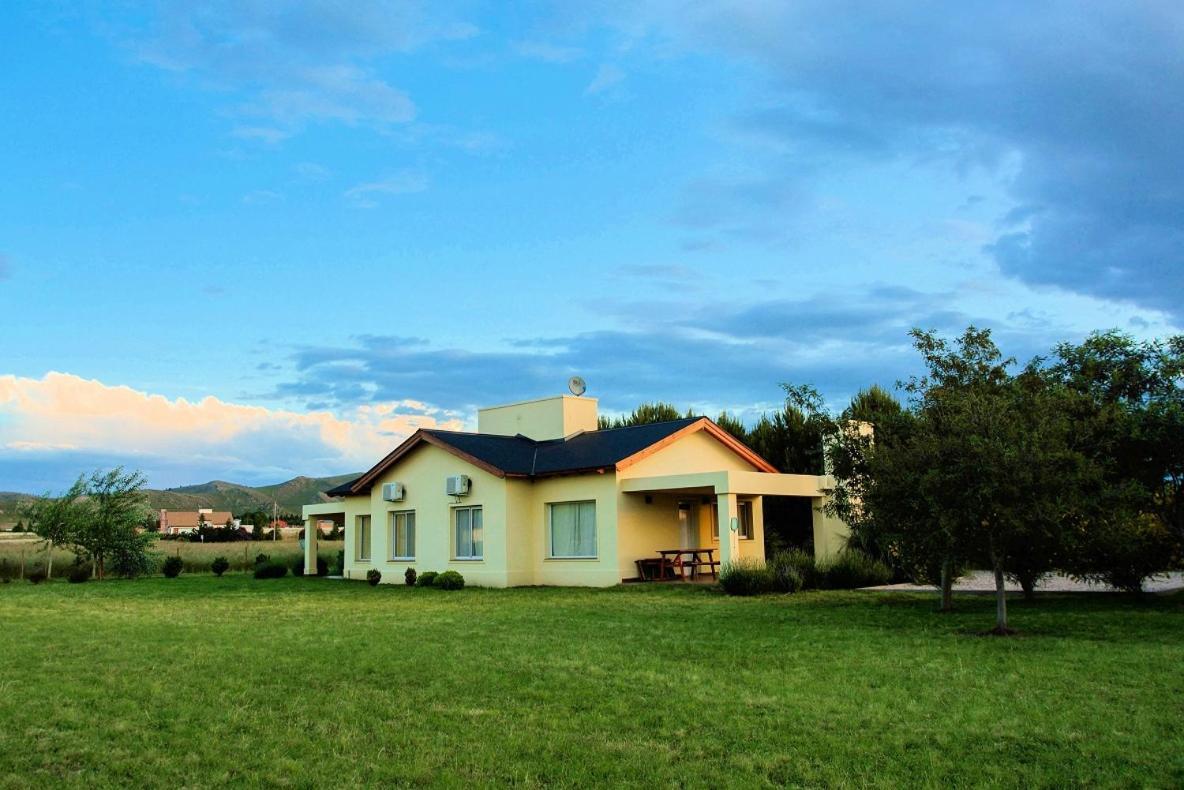 Вілла Cabanas De Las Pinturas Сьєрра-де-ла-Вентана Екстер'єр фото